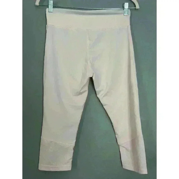 Series 8 Capri Fitness Performance Leggings (410) - Picture 6 of 9